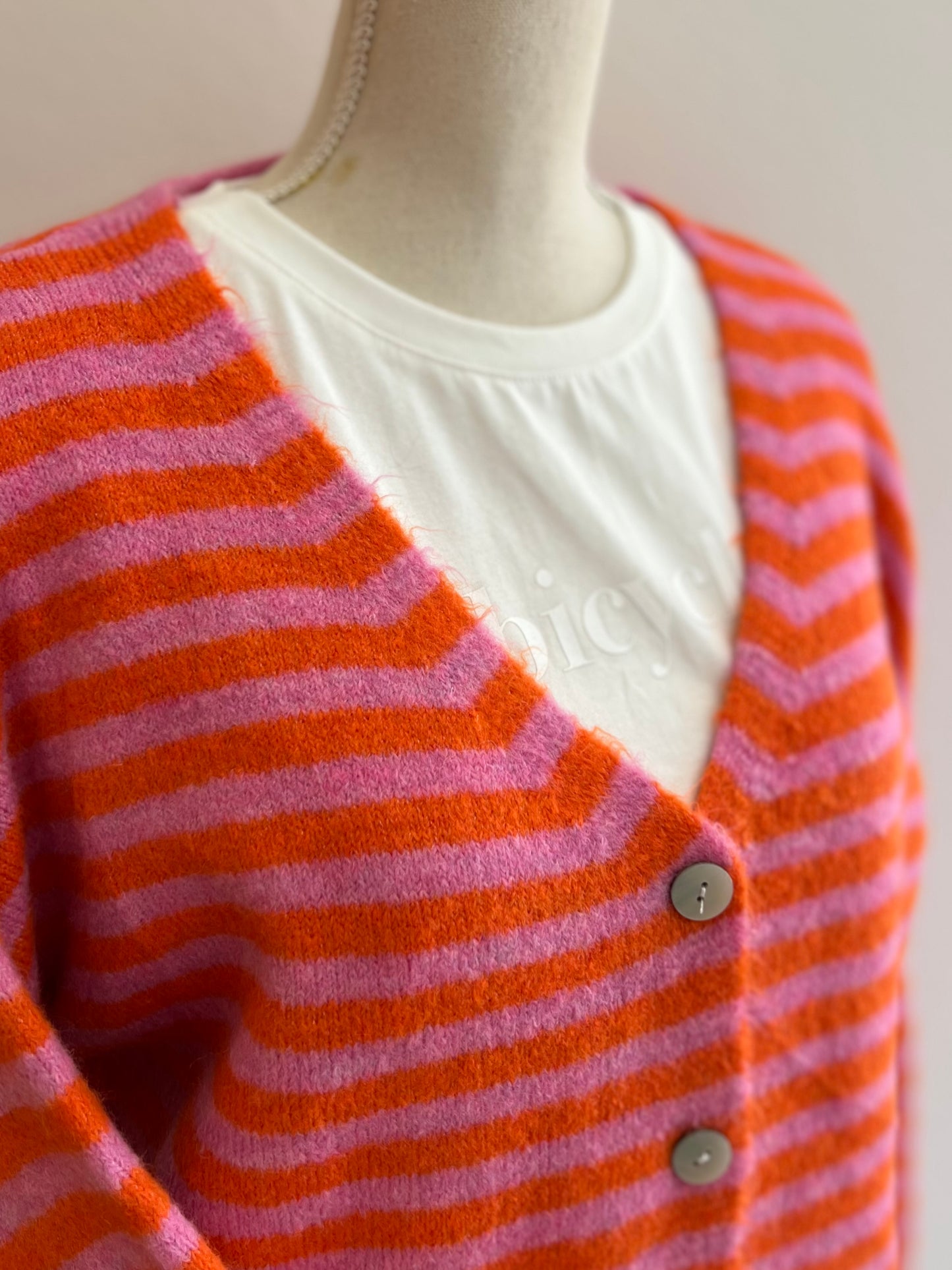 Gestreifter Damen-Cardigan