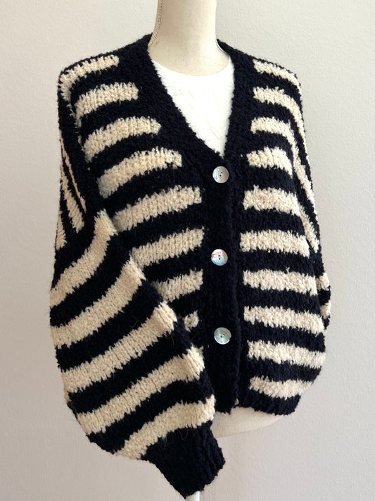 Gestreifter Damen-Cardigan in Dunkelblau-Beige